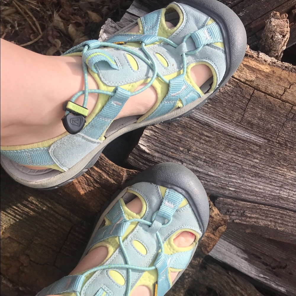 Keen 9.5 woman’s sandals Newport